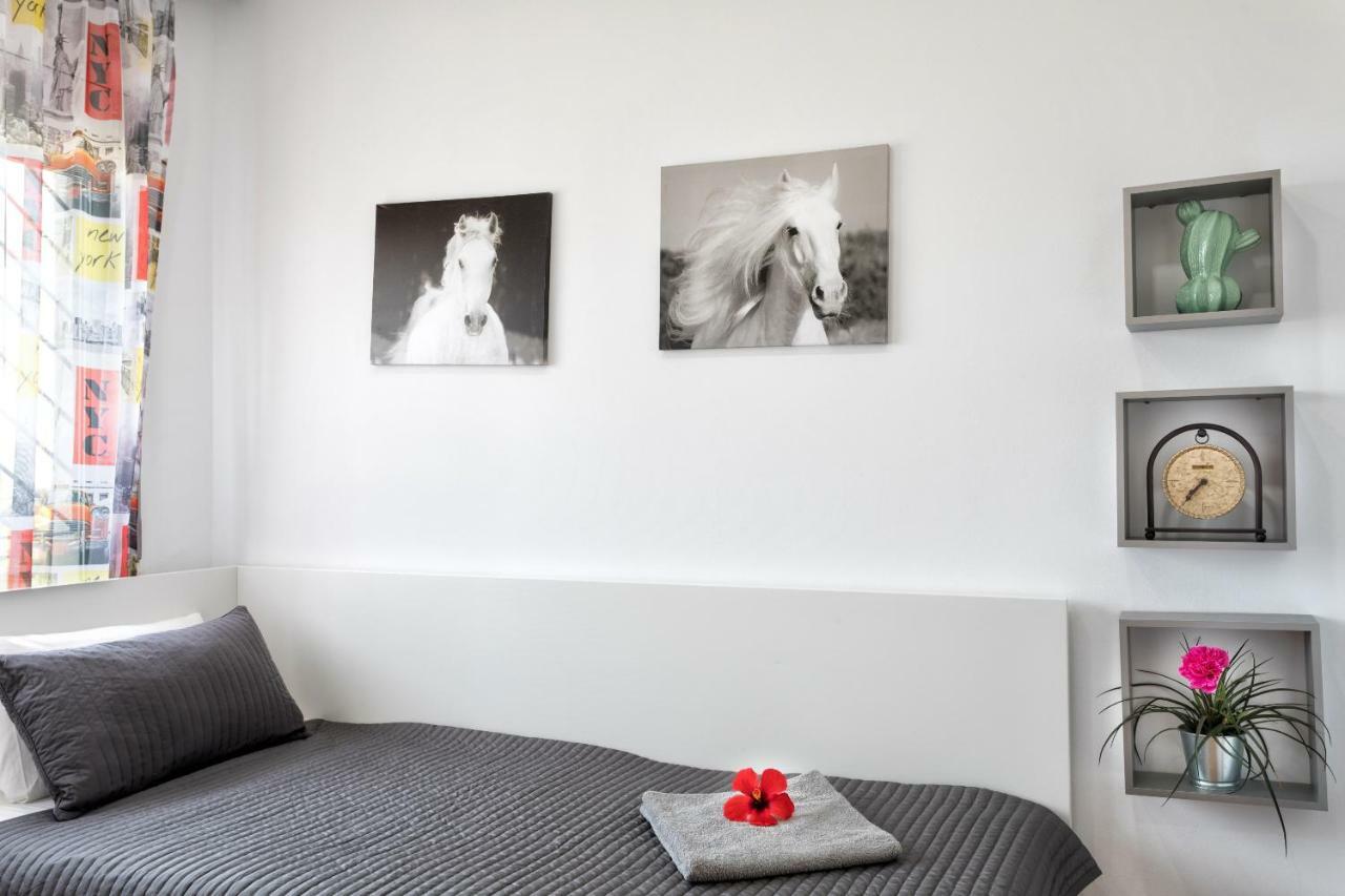 Costa Maresme Apartment Santa Susanna Ngoại thất bức ảnh